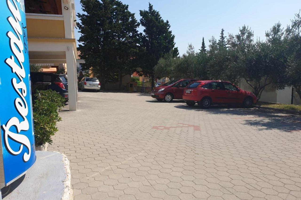 Apartments With A Parking Space Vrsi - Mulo, Zadar - 3276 Exterior foto
